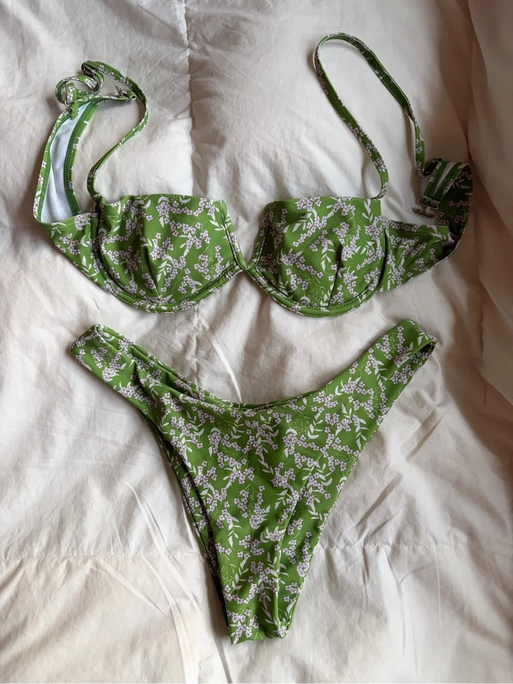 Zaful Green Floral Underwire Bikini Set